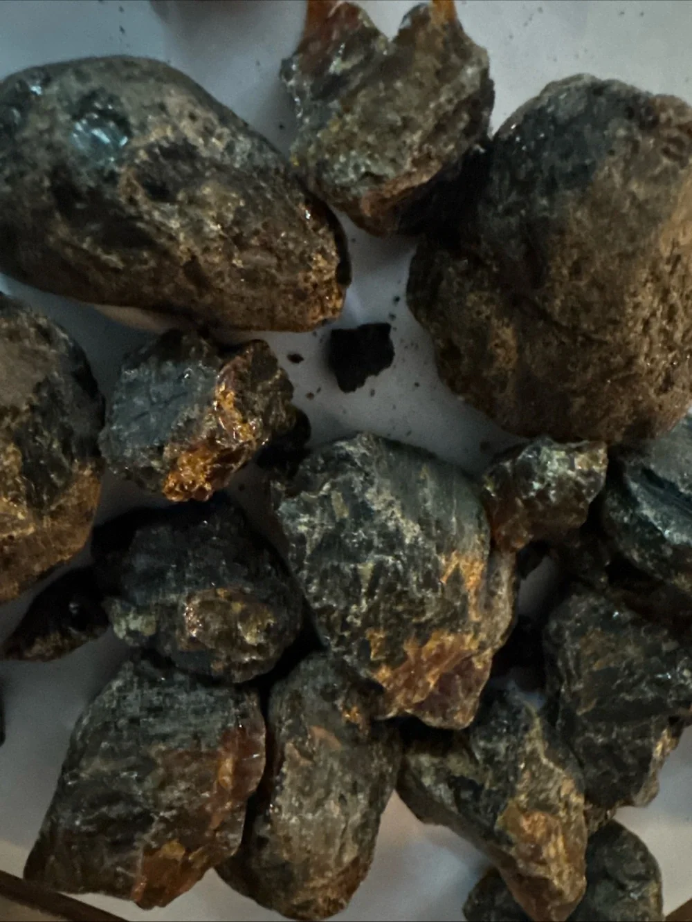 15 Medium Sizes Amber Raw Crystal Rocks (+some Smaller Pieces)